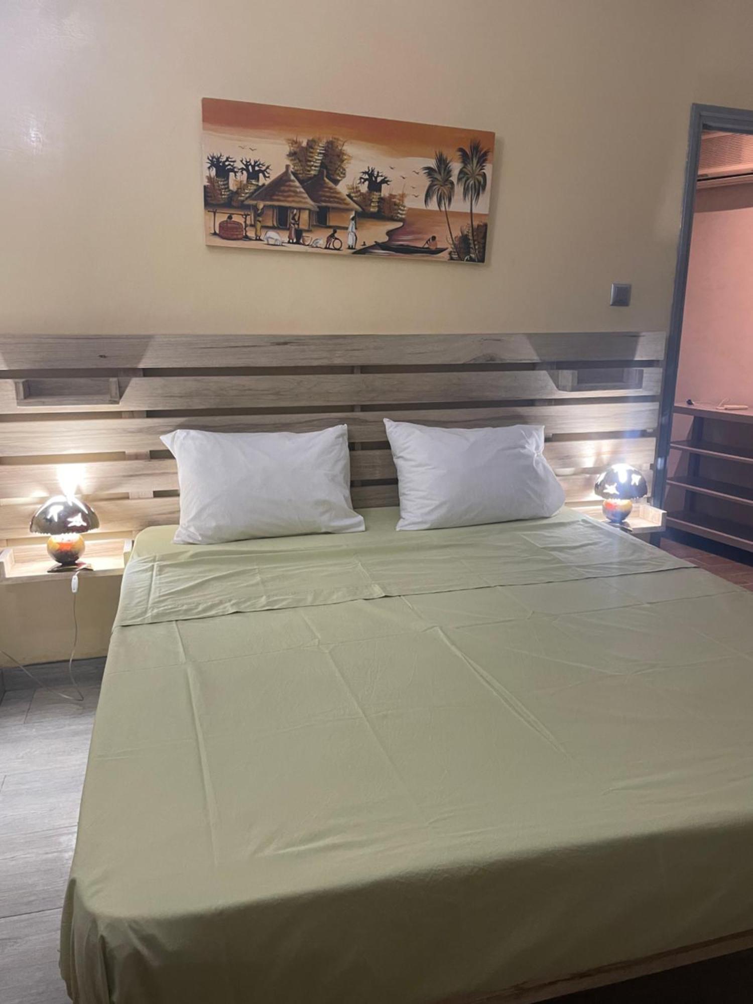 Villa18 Safari Village Saly ภายนอก รูปภาพ