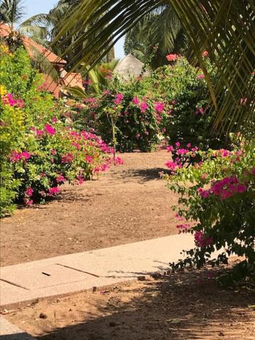 Villa18 Safari Village Saly ภายนอก รูปภาพ